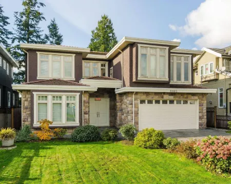 インペリアルハウス バーナビーのホテル