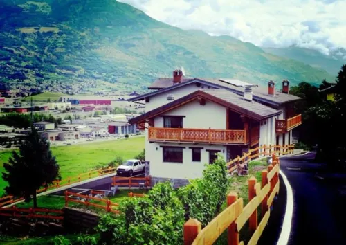 Agriturismo B&B Chèvres à Cheval Hotels in Aosta