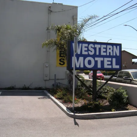 Western Motel