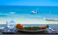 Ziwa Beach Resort - ที่มีบาร์