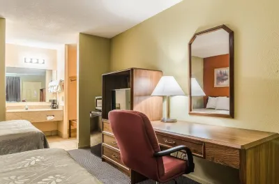 Executive Inn Dodge City, KS Отели рядом с достопримечательностью «Колледж Додж-Сити Коммьюнити»