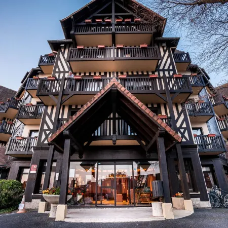 Best Western Plus Hostellerie du Vallon Отели в г. Трувиль-Сюр-Мер