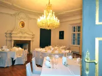 Schlosshotel Mailberg Hotels in Seefeld-Kadolz