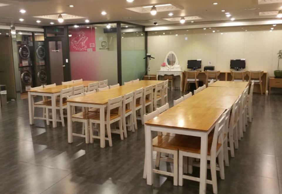 3. 호텔스카이파크 ..