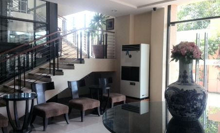Hotel Ariana - Housity