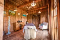 Conestoga Ranch Glamping Resort Hotels in Garden City