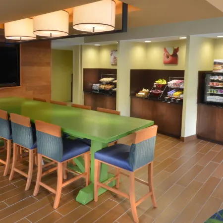 Fairfield Inn & Suites Charlottesville North