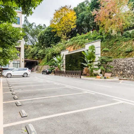 Tang Hua Hotel