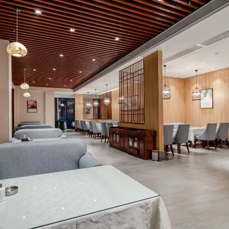 Binhu Peninsula Hotel Отели рядом с достопримечательностью «Кэчжоу Большой Рынок»