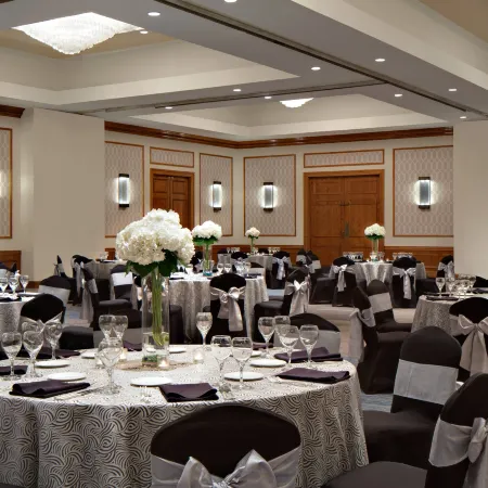 Houston Marriott Westchase Отели рядом с достопримечательностью «Мемориал Сити»