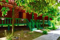 The Royal Bamboo Lodges Hotels in Phanom
