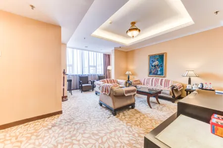 Shenhua Harbour International Hotel Отели в г. Хуанхуа