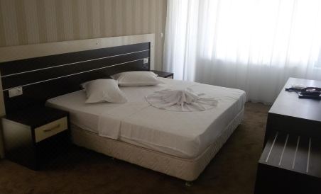 Uytun Hotel - Housity