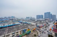 Wanyi Hotel (Guilin High-speed North Railway Station)