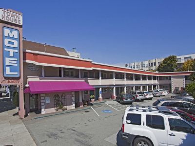 Town House Motel