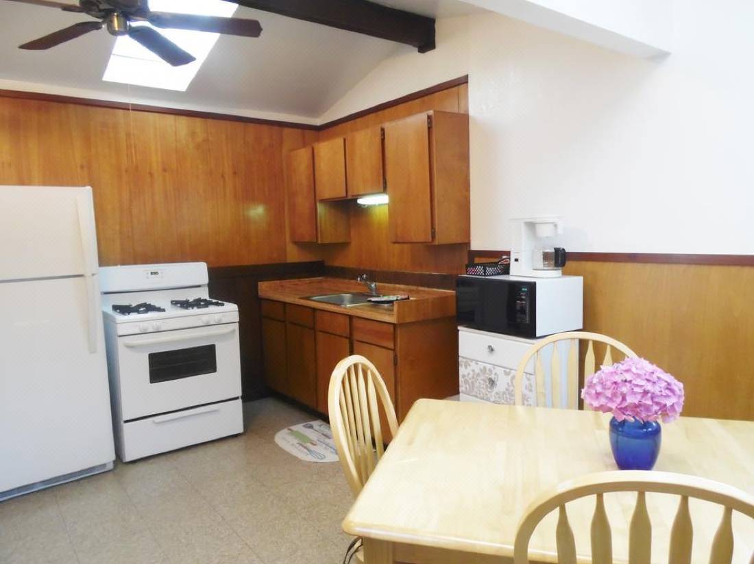 Riverlane Resort-Guerneville Updated 2022 Room Price-Reviews & Deals | Trip. com