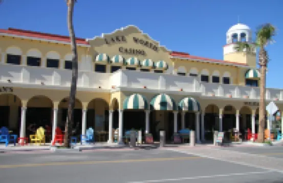 Lago Mar Motel and Apartments