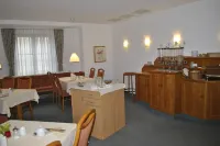 Hotel Blume Post