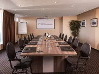 Hotel Charleroi Airport - Van der Valk Hotels near Spiroudome