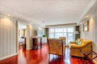 Hawaii Hot Spring Hotel Hotels in Suihua