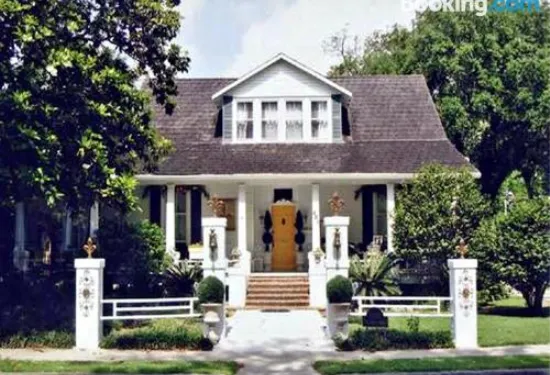 杜科特威廉斯之家旅館