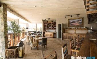 Surfers Lodge Peniche
