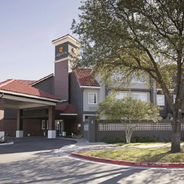 La Quinta Inn & Suites by Wyndham Austin Near the Domain