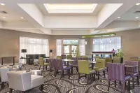 安大略機場拉昆塔温德姆套房酒店 - 早餐