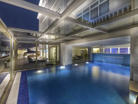 Hotel de l'Opera Hanoi - Mgallery Отели рядом с достопримечательностью «Hanoi Train Street»