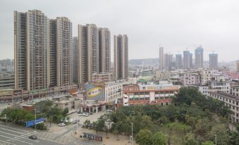 Shanshui Trends Hotel (Shenzhen Huanancheng Hehua Metro Station)