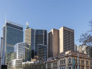 Meriton Suites Campbell Street, Sydney