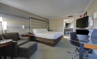 Holiday Inn Plainview-Long Island, an IHG Hotel