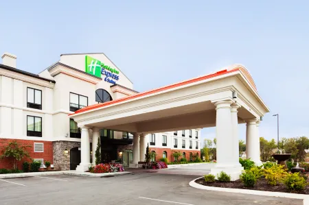 Holiday Inn Express & Suites MT. Juliet-Nashville Area