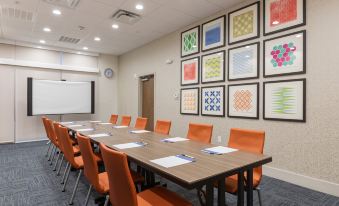 Holiday Inn Express & Suites San Marcos South
