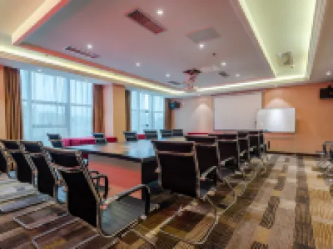 Jinjiang Huafu Hotel Hotels in Guiding County