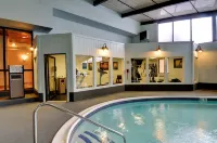 Best Western Plus Waltham Boston - Hot Tub