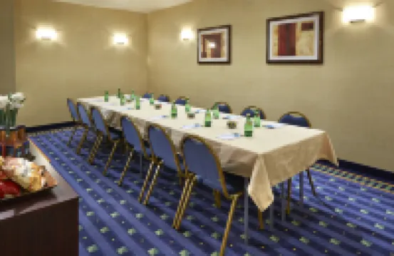 Best Western Hesperia-Victorville Suites 希斯皮里亞酒店