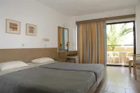 Summerland Hotel & Bungalows