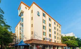 Bihai Yintan Holiday Hotel