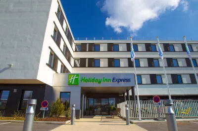 Holiday Inn Express 第戎