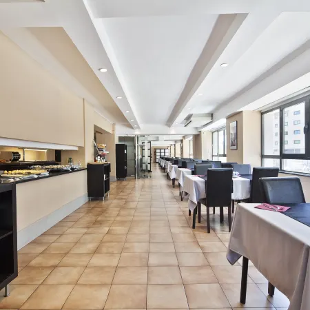 Hotel Best Auto Hogar Отели рядом с достопримечательностью «Барселонета Бич»
