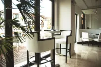Naples Bay Resort & Marina - bar