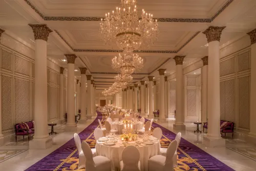 Palazzo Versace Dubai Hotels in Dubai