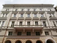 Michelangelo Grand Hotel Các khách sạn gần Thành phố Lucerna