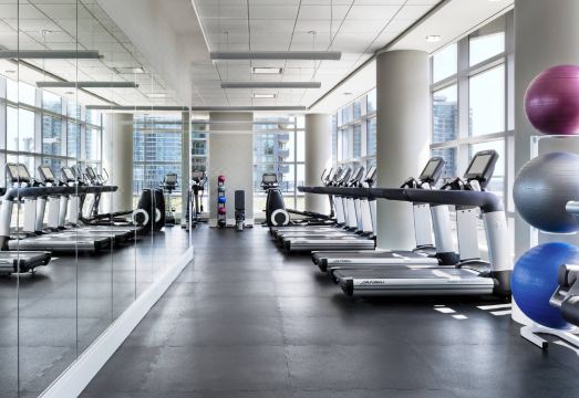 호텔 수영장 시설