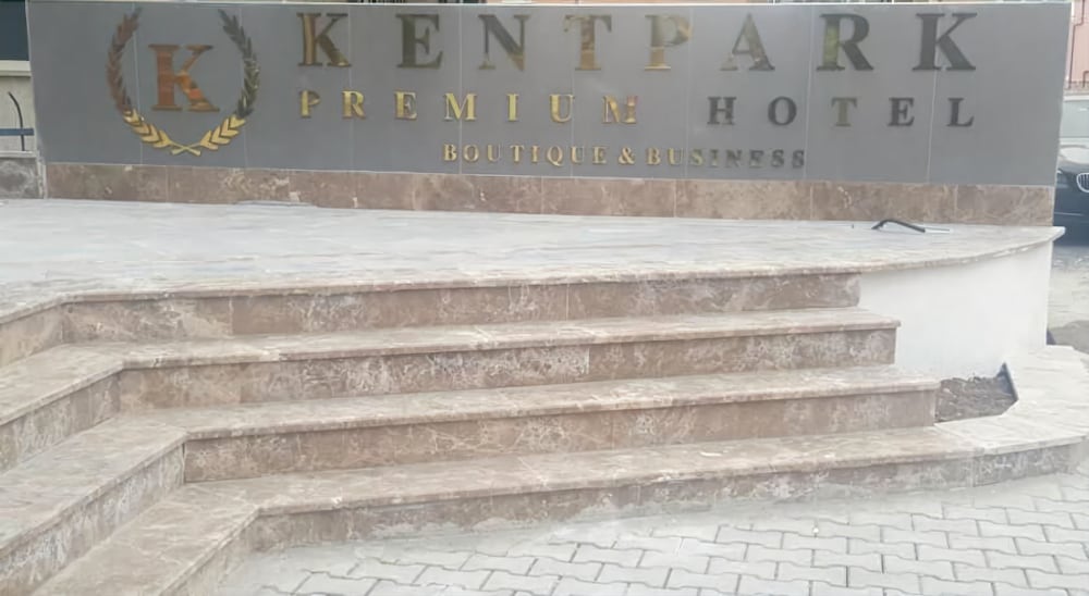 Kentpark Premium Business Hotel