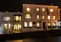 Stanwell House Hotels in Milford-on-Sea