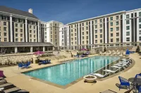 The Guest House at Graceland - Pools