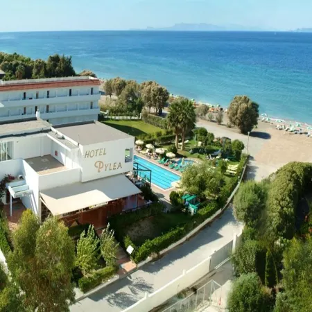 Pylea Beach Hotel Отели рядом с достопримечательностью «Гора Филеримос»