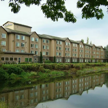Radisson Hotel Portland Airport
